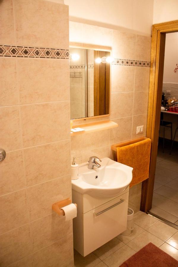 Bed And Breakfast La Palanzana Витербо Экстерьер фото